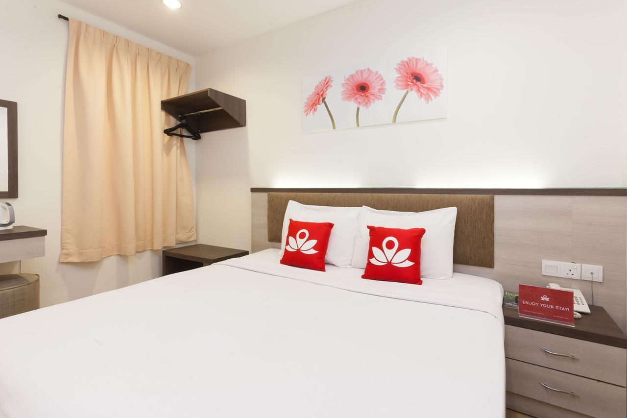 Zen Rooms Pertam Jaya Malacca Buitenkant foto