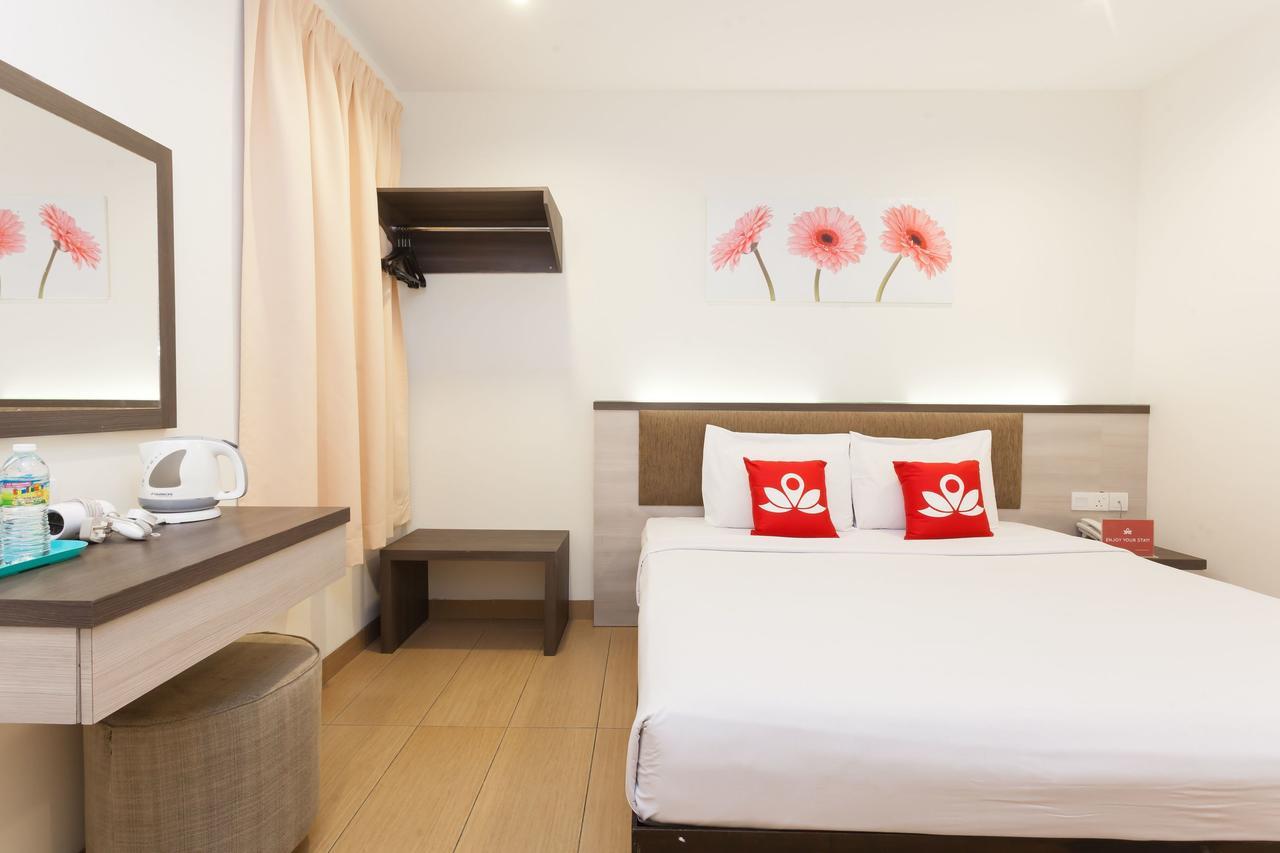 Zen Rooms Pertam Jaya Malacca Buitenkant foto